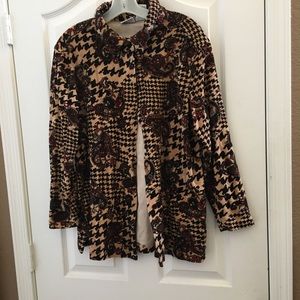 FINAL MARKDOWN Ladies’ Capacity velour blouse (M)